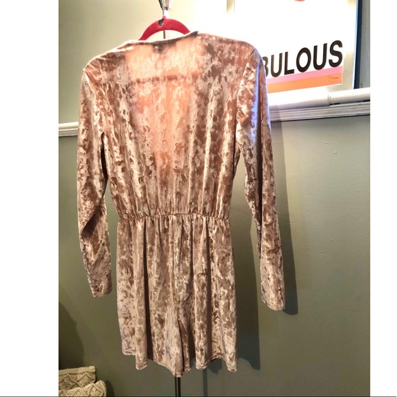 BABY PINK velvet romper - Picture 2 of 2